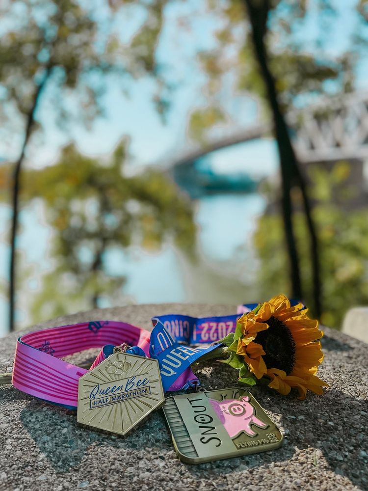 Queen Bee Half Marathon Logo