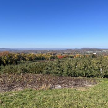 Ochs Orchard - Fruits & Veggies Near Me - Warwick, New York