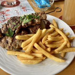 Taverna Petros & Marietta