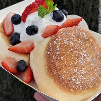 Eggcellent Souffle Pancake - Strawberry souffle pancake - Desserts Near Me - Flushing, New York
