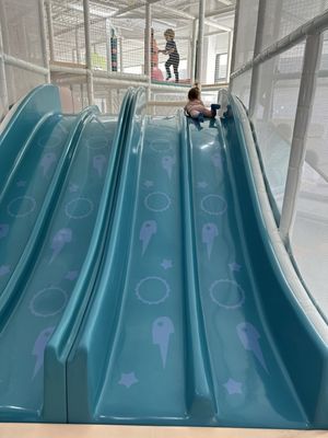 Huckleberry Play by null