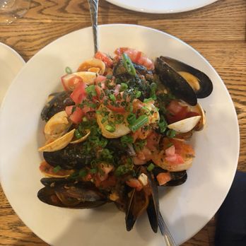 La Pomodori Ristorante - Seafood Pomodori - Italian Near Me - Florence, Oregon La Pomodori Ristorante - Seafood Pomodori - Italian Near Me - Florence, Oregon