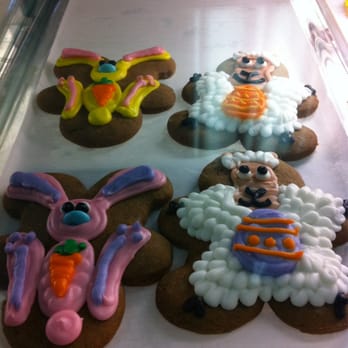 Perfecto's Caffe - The most adorable Easter gingerbread cookies! - Bagels Near Me - Andover, Massachusetts