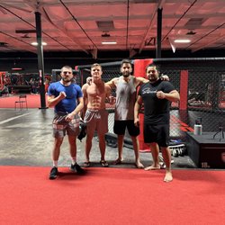 Gorilla Fit - Strength and conditioning session and then Muay Thai pad work