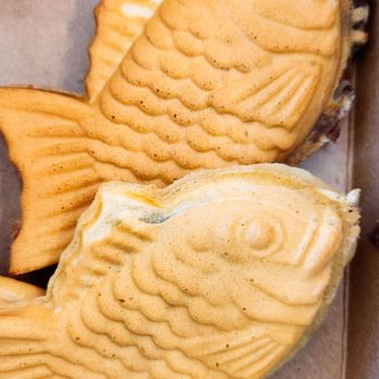 Nummy Yummy - Red bean and oreo filled tayaki - Desserts Near Me - Fresno, California Nummy Yummy - Red bean and oreo filled tayaki - Desserts Near Me - Fresno, California