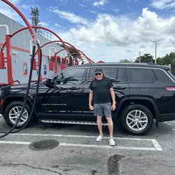 Black Diamond Transfers - One of our newest SUVs