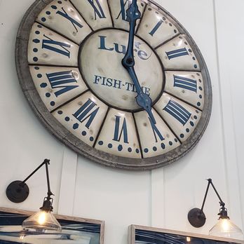 Lure Fish House - Seafood Near Me - Porter Ranch, California