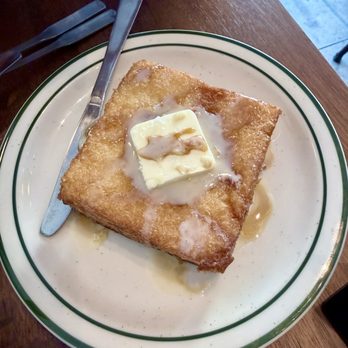 Liu’s Cafe - Hong Kong French toast - Cafes Near Me - Los Angeles, California