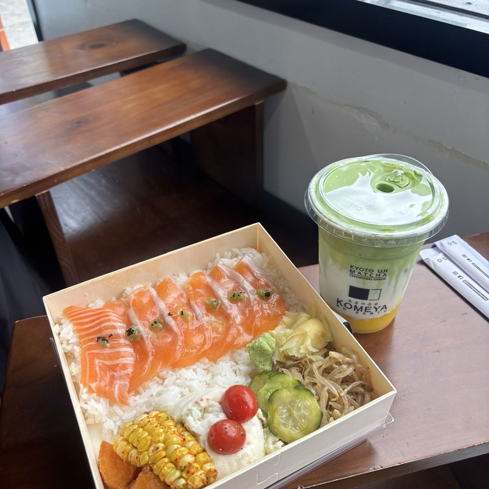 Komeya No Bento - Salmon in Truffle Soy (DD) Mango Fresh Milk with Matcha Foam (DD) - Japanese Near Me - San Francisco, California Komeya No Bento - Salmon in Truffle Soy (DD) Mango Fresh Milk with Matcha Foam (DD) - Japanese Near Me - San Francisco, California