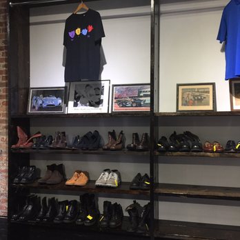 L Train Vintage - Used, Vintage & Consignment Near Me - Brooklyn, New York L Train Vintage - Used, Vintage & Consignment Near Me - Brooklyn, New York