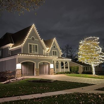 Freddi’s Lights - Holiday Decorating Services Near Me - Chicago, Illinois