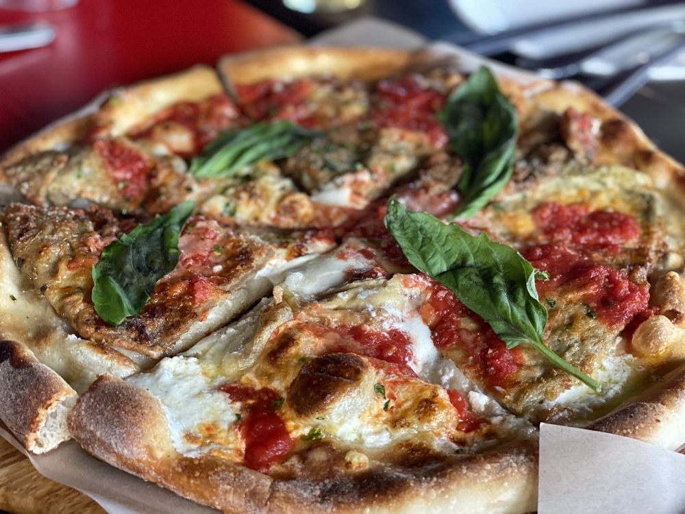 TRE PIZZA, PASTA, BEER GARDEN Updated October 2024 279 Photos & 366