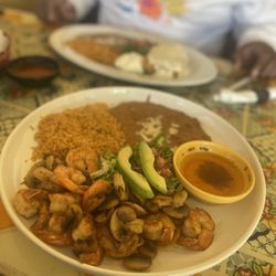 La Pinata - Mojo shrimp