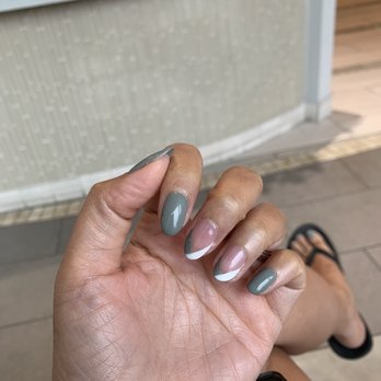 Bliss Nail Spa - Right after my gel manicure and pedicure at the salon - Nail Salons Near Me - Columbia, Maryland