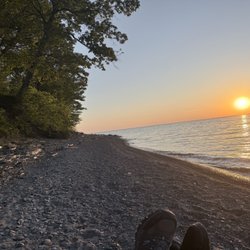 Lakeside Campgrounds - Beautiful relaxing beach area