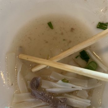 Pho - Beef in oil ... maybe this place is more about art than food.... - Vietnamese Near Me - Oxford, OXF