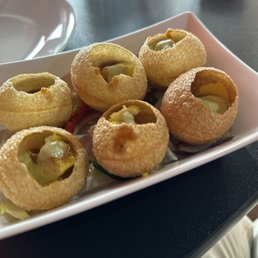 Very, very delicious panipuri! A must try.