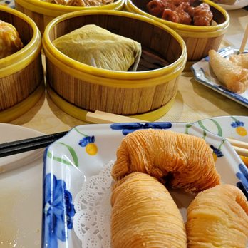 Chefs Wok - Lots of dim sum. All average. Solid 3 stars. - Dim Sum Near Me - Alameda, California Chefs Wok - Lots of dim sum. All average. Solid 3 stars. - Dim Sum Near Me - Alameda, California