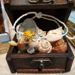 Mermaid Gallery & Studio - Delightful $12 treasure chest for every little mermaid, w bracelet, shell turtle, shells... ingenious!!!