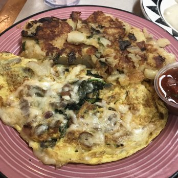 Eggs Etc - Popeyes omelette with home fries - Breakfast & Brunch Near Me - Long Beach, California