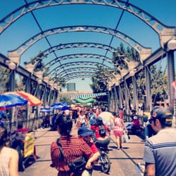 Puente Peatonal Los Carros - Un domingo cualquiera.