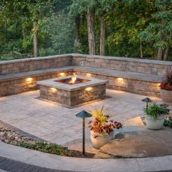 West Knox Lawn And Landscape