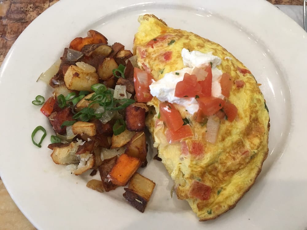 Order Jalapeno Cured Bacon Omelette food online from Toast & Co. store, Huntington on bringmethat.com
