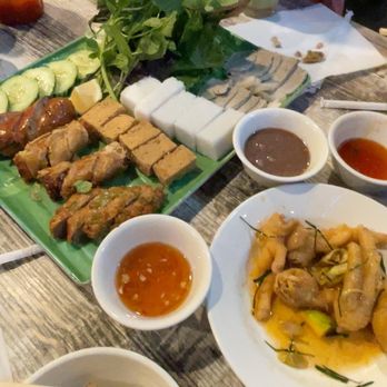 Ta La Kitchen - Vietnamese Near Me - Westminster, California