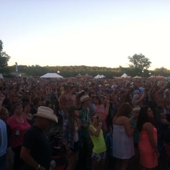 Country Stampede - Country Stampede 2013 - Crowd for Jake Owen & Jason Aldean - Music Venues Near Me - Wakarusa, Kansas