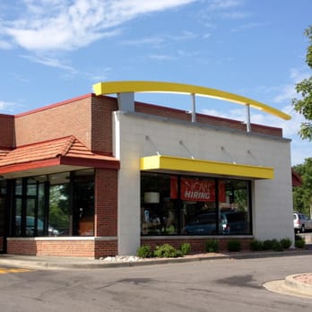 McDonald's - Restaurant Exterior - Burgers Near Me - Leawood, Kansas McDonald's - Restaurant Exterior - Burgers Near Me - Leawood, Kansas