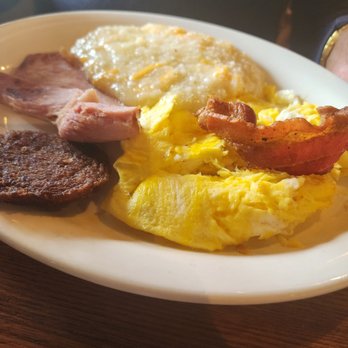Cracker Barrel Old Country Store - Grits, scrambled eggs and side meats - Southern Near Me - Gulfport, Mississippi