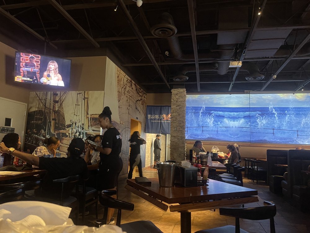 BLUE HOOK CAJUN SEAFOOD & BAR 27 Photos & 49 Reviews Cajun/Creole