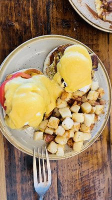 Egg Bar Brunch & Bar by null