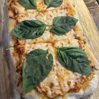 Trattoria Da Sofia - Flatbread - Italian Near Me - San Diego, California Trattoria Da Sofia - Flatbread - Italian Near Me - San Diego, California
