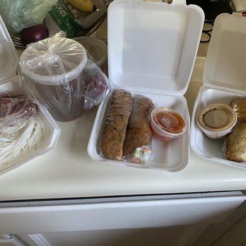 Pho Bistro - Take out-pho, tofu spring roll, salmon spring roll - Vietnamese Near Me - Elk Grove, California Pho Bistro - Take out-pho, tofu spring roll, salmon spring roll - Vietnamese Near Me - Elk Grove, California