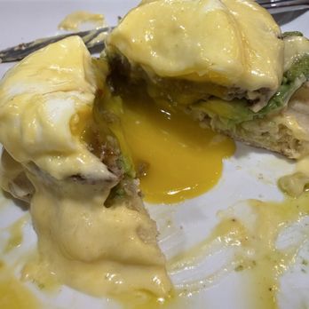 Breakfast Brunch - Perfectly poached egg - Breakfast & Brunch Near Me - Greensboro, North Carolina Breakfast Brunch - Perfectly poached egg - Breakfast & Brunch Near Me - Greensboro, North Carolina