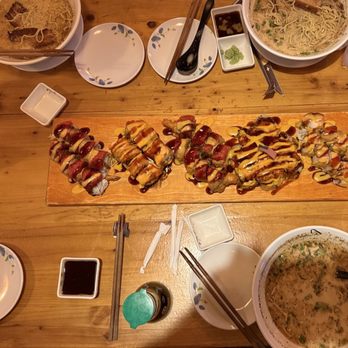 Tomo 7 Sushi - Sushi Bars Near Me - Chino Hills, California Tomo 7 Sushi - Sushi Bars Near Me - Chino Hills, California