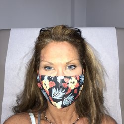 Primary Care Physicians of Florida - Aventura - Waiting over an hour this sucks