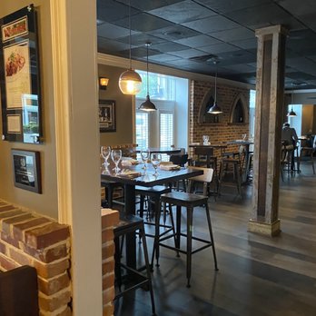 Tarantelli's - Italian Near Me - Wilmington, North Carolina