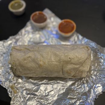 Guzman y Gomez - Schaumburg - Burrito - Mexican Near Me - Schaumburg, Illinois Guzman y Gomez - Schaumburg - Burrito - Mexican Near Me - Schaumburg, Illinois