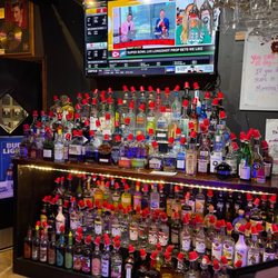 Arnold's - Bar view