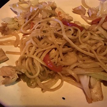 K-Pub - Garlic Chicken Noodles - Ramen Near Me - North Hollywood, California K-Pub - Garlic Chicken Noodles - Ramen Near Me - North Hollywood, California