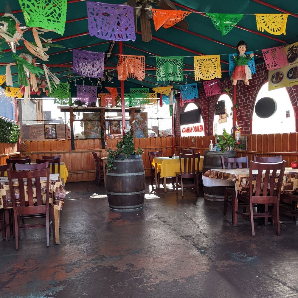 Sabores De Oaxaca - This patio is open for breakfast, lunch and dinner - Mexican Near Me - Los Angeles, California