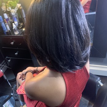 Fabstylist - Side view of layers - Hair Stylists Near Me - Brooklyn, New York