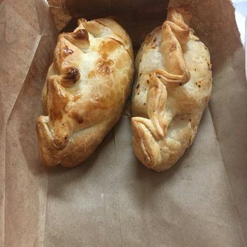 Charlotte Bakery - Spicy chicken and artichoke empanada - Bakeries Near Me - Miami Beach, Florida Charlotte Bakery - Spicy chicken and artichoke empanada - Bakeries Near Me - Miami Beach, Florida