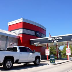 Tommy's Express® Car Wash
