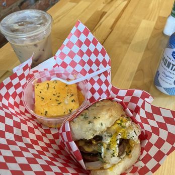 Sean’s Candler Park - The Amber breakfast sandwich with veggie sausage and garlic cheddar grits. Sweet cream cold brew coffee - Coffee & Tea Near Me - Atlanta, Georgia