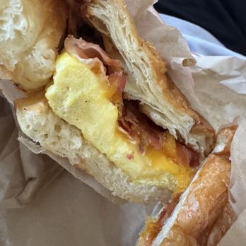 Kona Coffee District - Egg, bacon, and cheese croissant - Coffee & Tea Near Me - Lake Forest, California