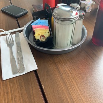 Riverview Cafe Restaurant - Table - Breakfast & Brunch Near Me - Dexter, Michigan Riverview Cafe Restaurant - Table - Breakfast & Brunch Near Me - Dexter, Michigan