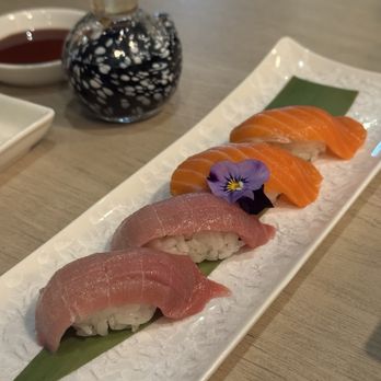 Doanburi - Chutoro and salmon nigiri - Japanese Near Me - Las Vegas, Nevada
